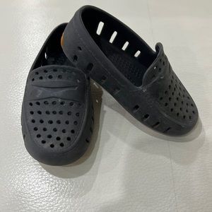 Floafers Grey Baby/Toddler size 5